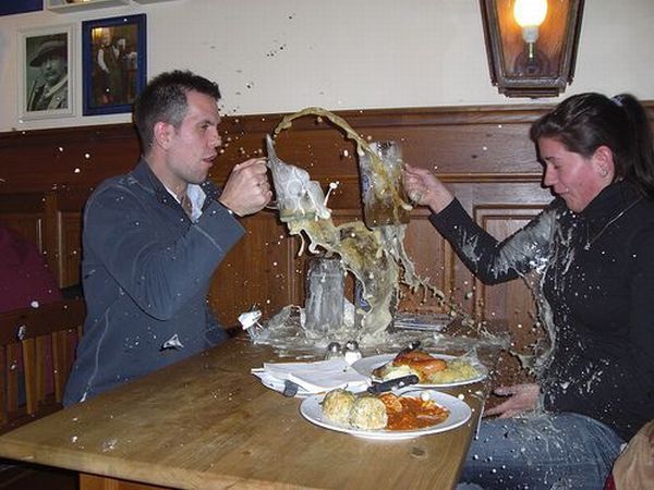 http://de.acidcow.com/pics/20091006/fails_2_27.jpg