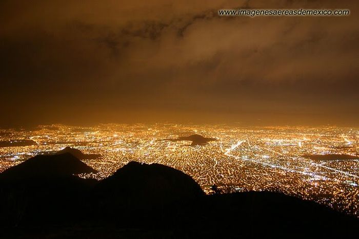 amazing_aerial_photographs_mexico_city_04.jpg