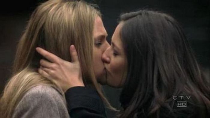The Kiss Lesbian 109