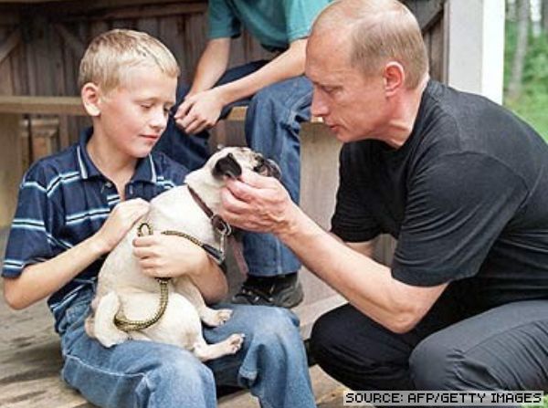 http://de.acidcow.com/pics/20101116/vladimir_putin_03.jpg