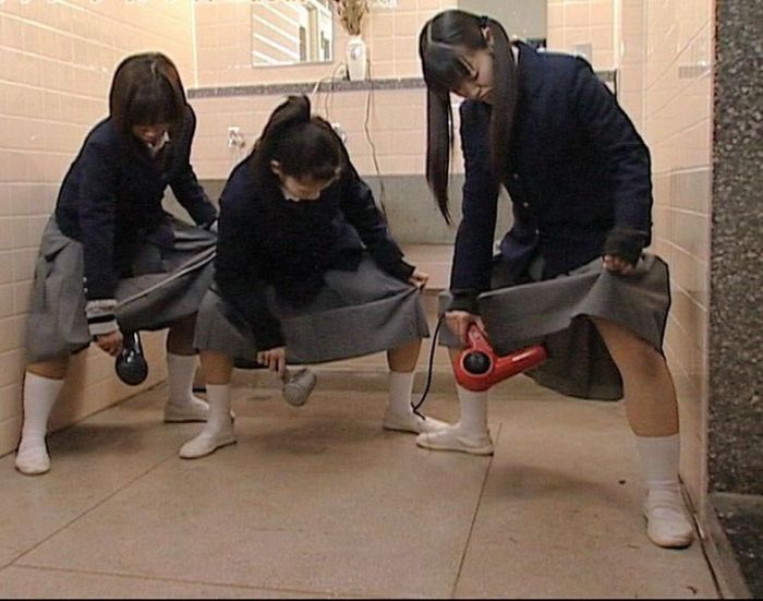 girlsdoinganimals