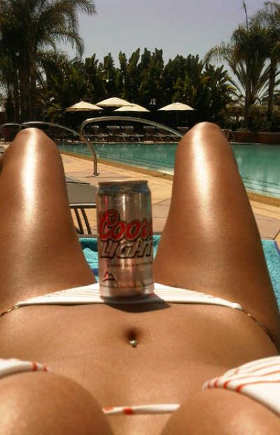 Hot Celebs Drinking Beer